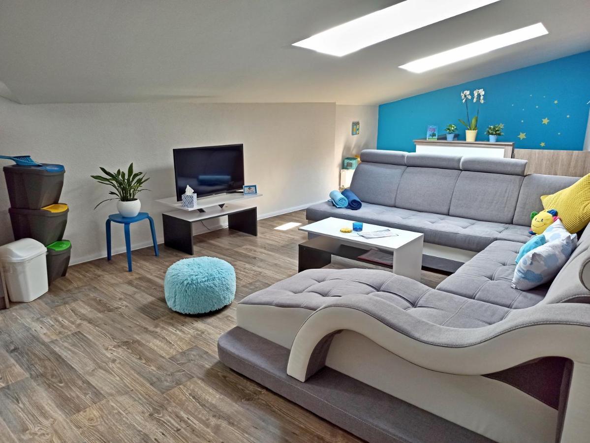 Shiny Star Apartman Спішська Нова Весь Екстер'єр фото